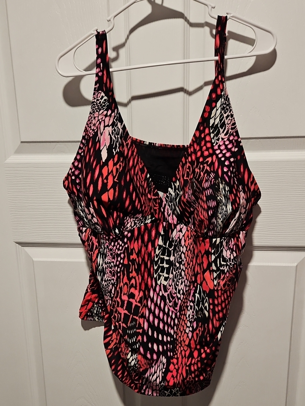 Christina Red Pink Black Patterned Women's Swim Bikini Top